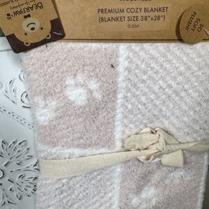 BearPaw Soft Plush Blanket - Cream and Tan